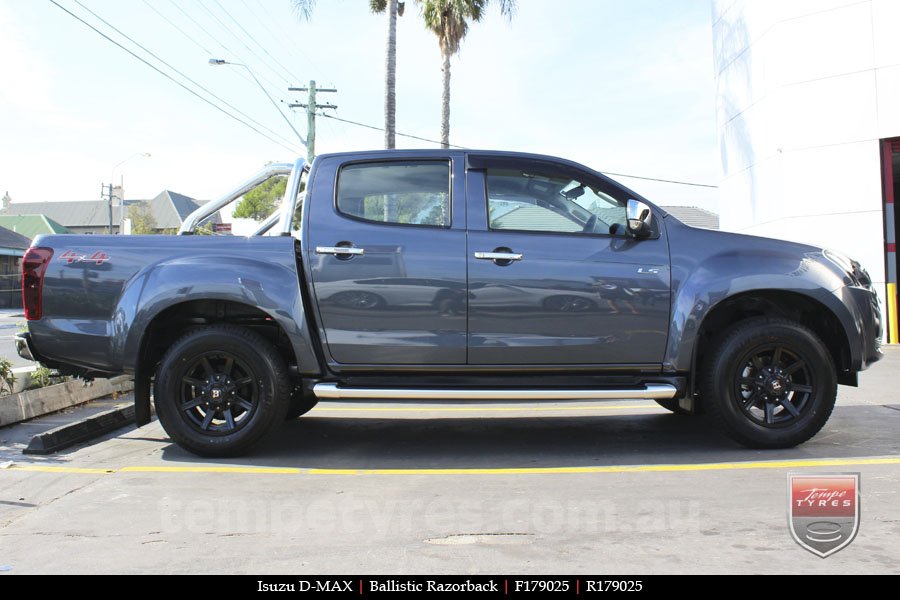 17x9.0 Ballistic Razorback on ISUZU D-MAX 