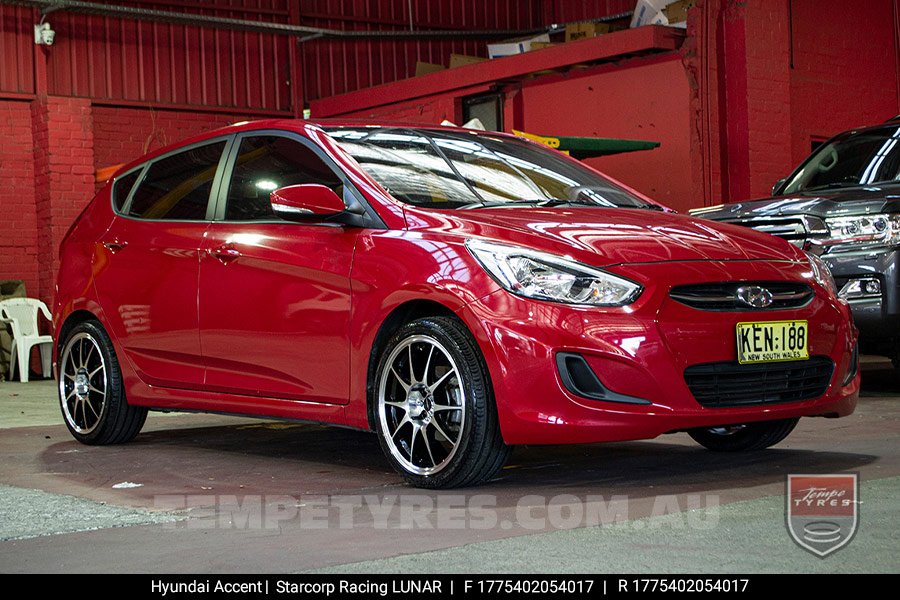 17x7.5 Starcorp Racing LUNAR on Hyundai Accent