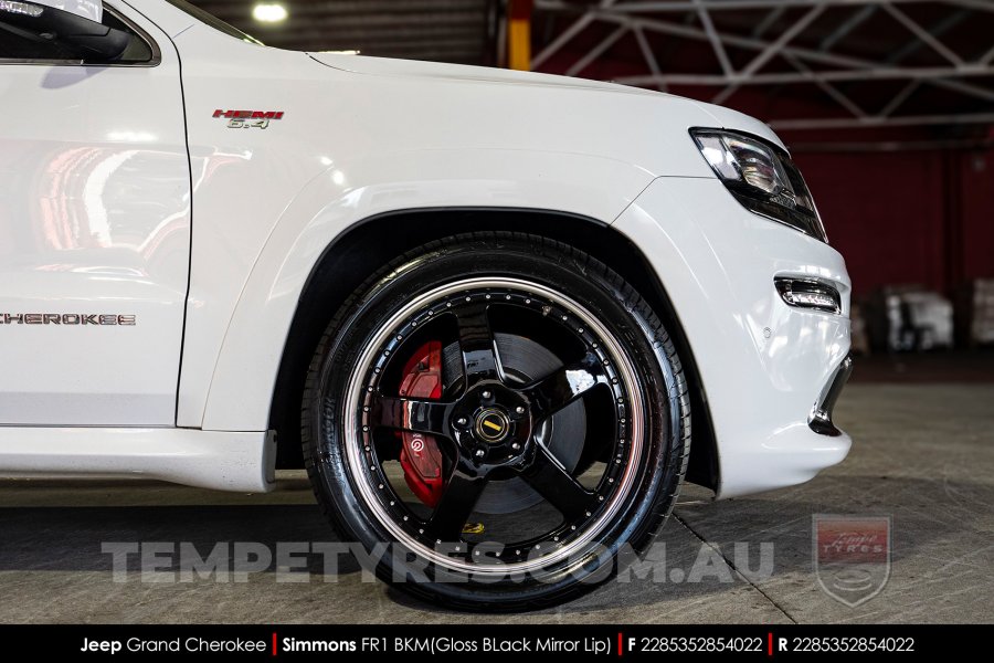22x8.5 22x9.5 Simmons FR-1 Gloss Black Mirror Lip on Jeep Cherokee