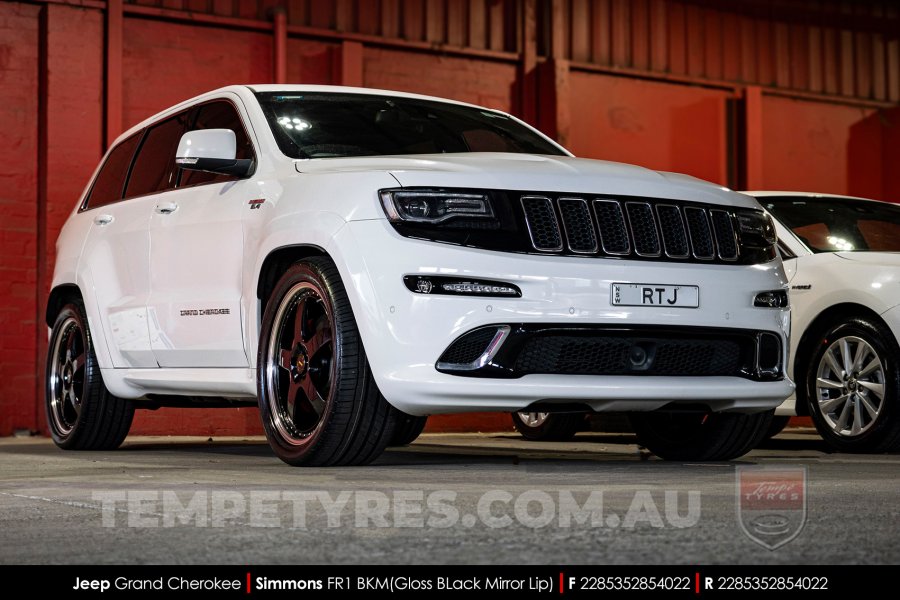 22x8.5 22x9.5 Simmons FR-1 Gloss Black Mirror Lip on Jeep Cherokee