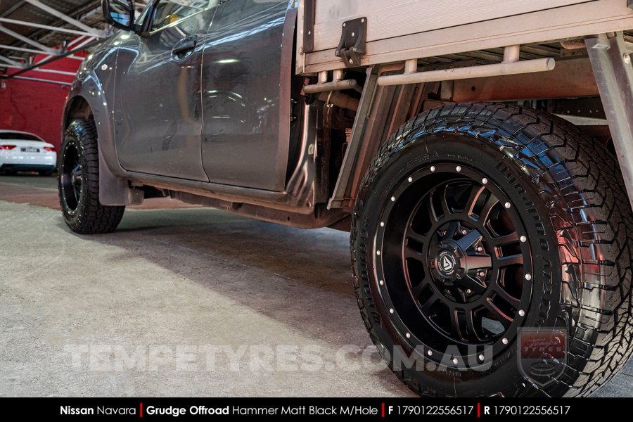 17x9.0 Grudge Offroad HAMMER on Nissan Navara NP300