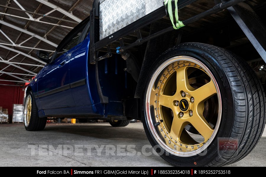 18x8.5 18x9.5 Simmons FR-1 Gold on Ford Falcon