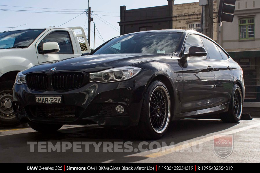 19x8.5 19x9.5 Simmons OM-1 Gloss Black on BMW 3 Series