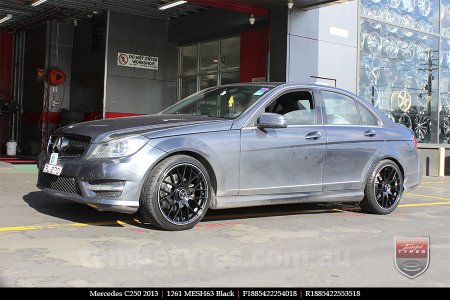 18x8.5 1261 MESH63 Black on MERCEDES C-Class