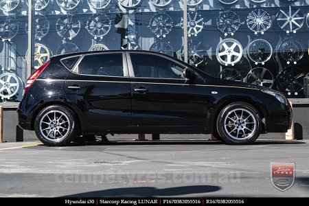 16x7.0 Starcorp Racing LUNAR on HYUNDAI i30