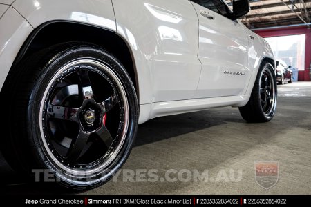22x8.5 22x9.5 Simmons FR-1 Gloss Black Mirror Lip on Jeep Cherokee
