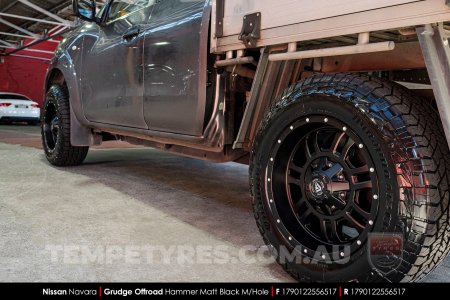 17x9.0 Grudge Offroad HAMMER on Nissan Navara NP300