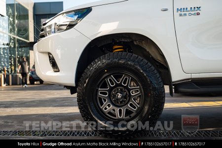 17x8.5 Grudge Offroad ASYLUM on Toyota Hilux
