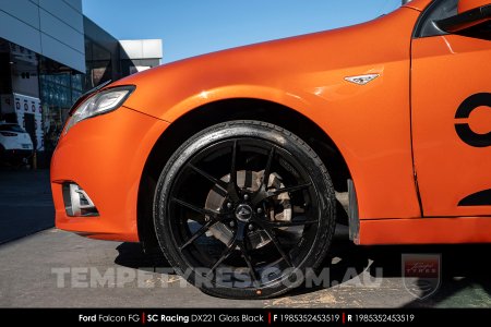 19x8.5 SC Racing DX221 Black on Ford Falcon