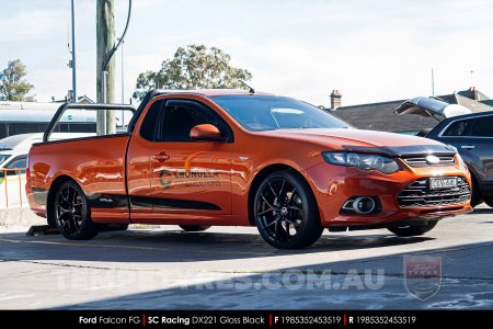 19x8.5 SC Racing DX221 Black on Ford Falcon