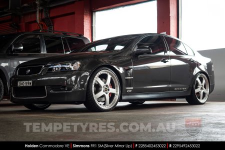 22x8.5 22x9.5 Simmons FR-1 Silver on Holden Commodore VE