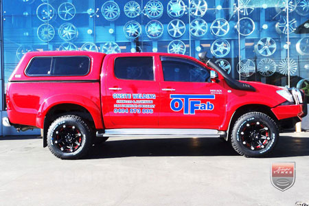 17x9.0 Ballistic Jester on TOYOTA HILUX