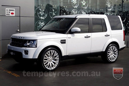 22x10 Cosworth Silver on LAND ROVER DISCOVERY